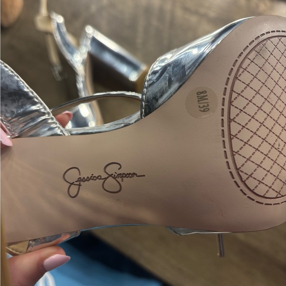 Jessica Simpson Heels - Picture 4 of 5